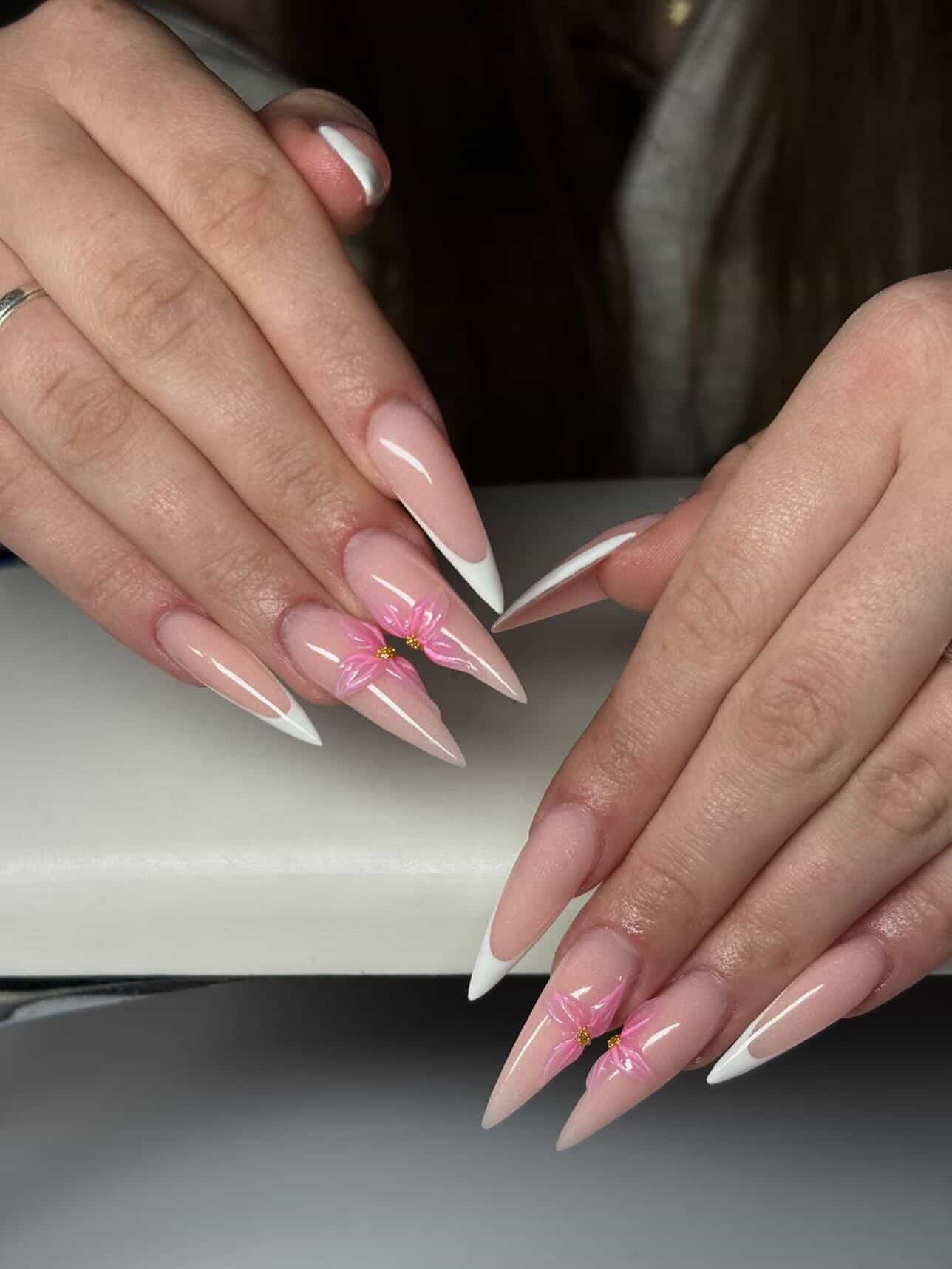 Glow Up Nails – exkluzív műkörömépítés